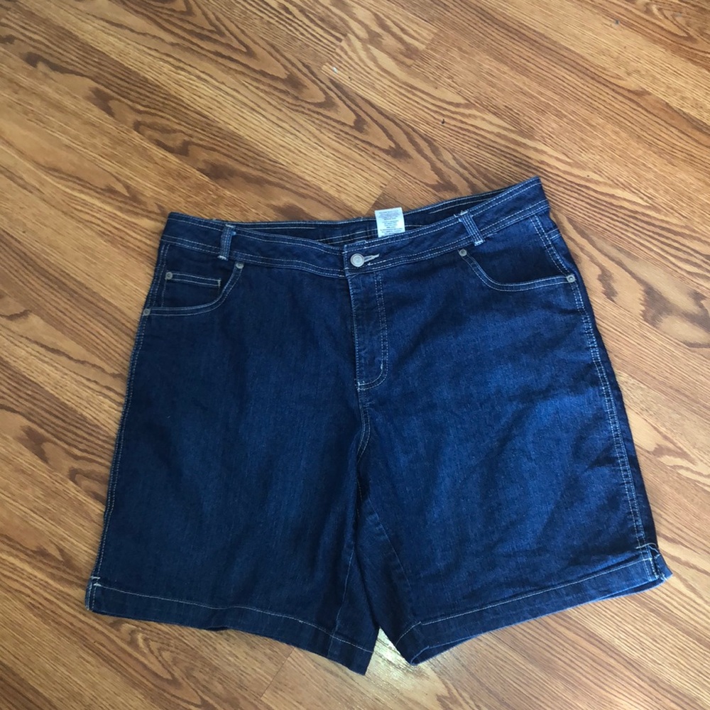 Plus Size Blue Jean Shorts Knee Length 16W